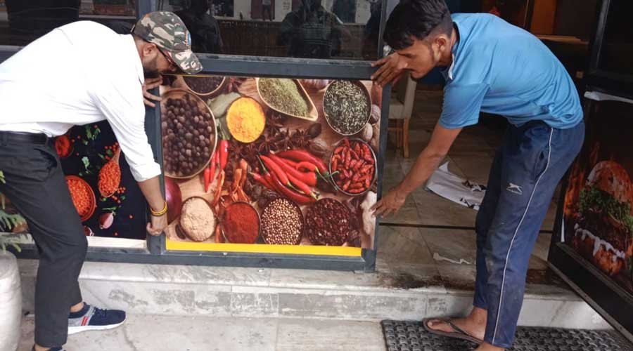 Outdoor Advertising & Branding