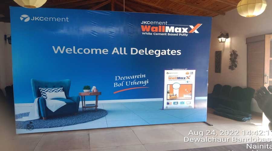 Outdoor Advertising & Branding